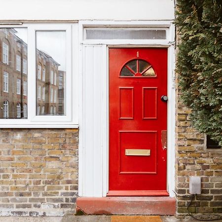 Wesferry Beds To Stay London Exterior photo