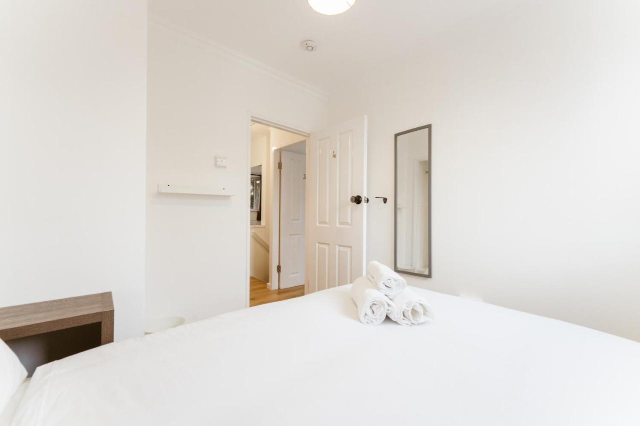 Wesferry Beds To Stay London Exterior photo